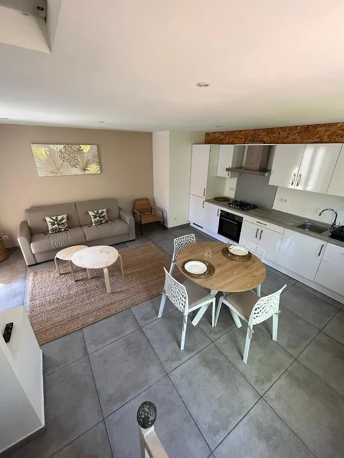 La Villa Rapha'Elle Saint-Raphael  Holiday home Saint-Raphael (Var)