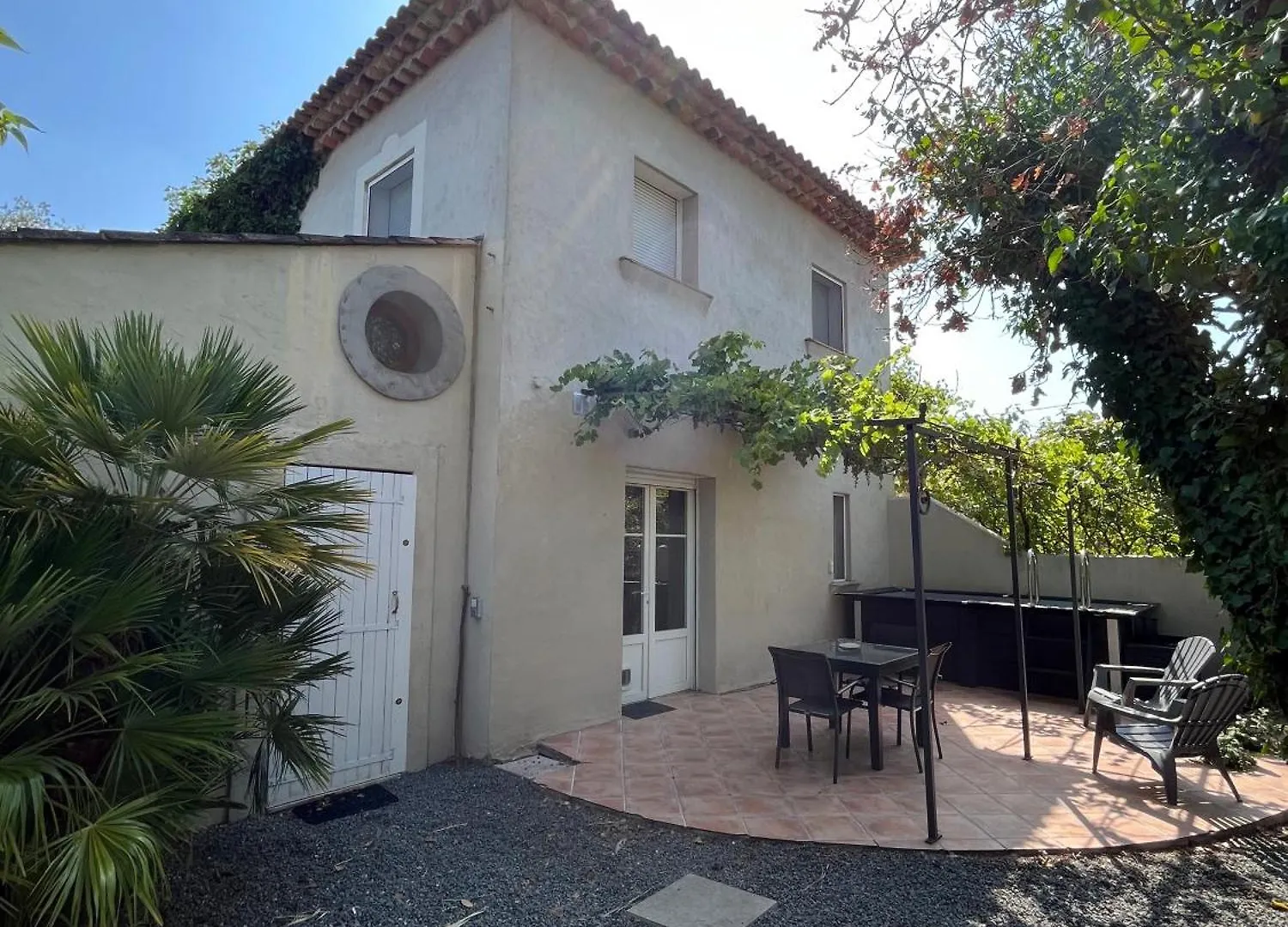 La Villa Rapha'Elle Saint-Raphael  Holiday home Saint-Raphael (Var)